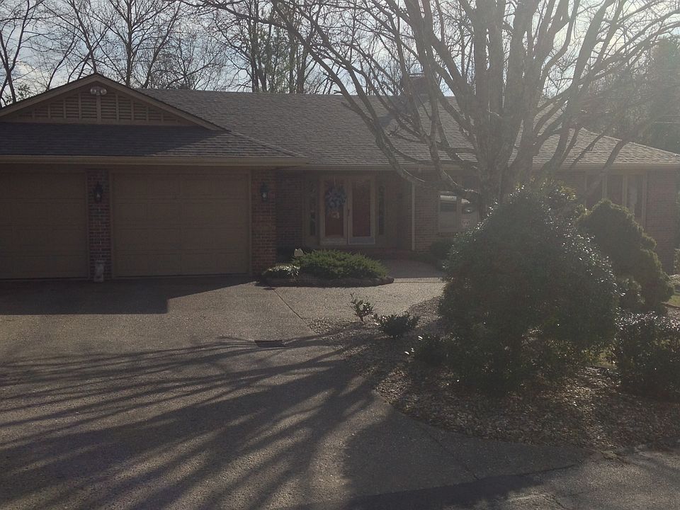 1st image of 606 Brookview Dr