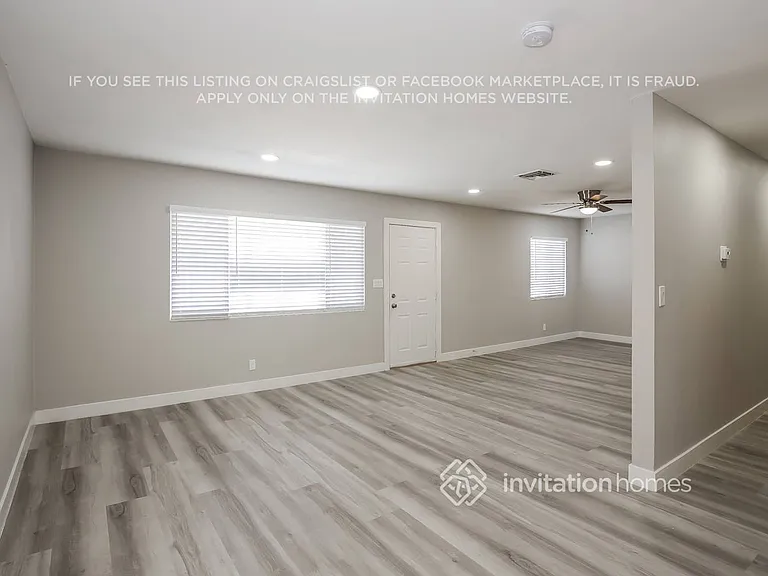 2305 Saber Dr — Photo 2