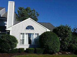6 Spruce St, Pawling, NY 12564