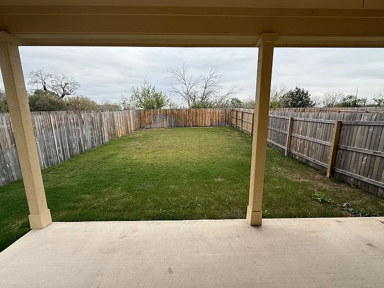 429 Emma Dr — Photo 17