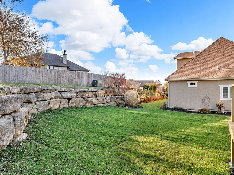4142 Blackjack Oak Dr — Photo 7