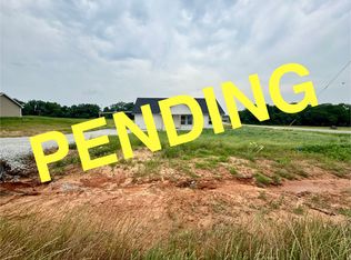 700 Elm Tree Ct, Poolville, TX 76487
