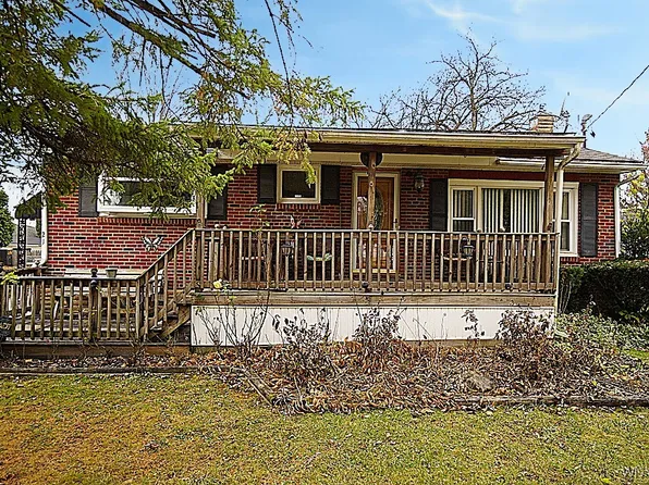 21 Crosby Ave, Lockport, NY 14094