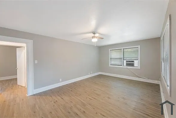 3740 19th Ave S #2 — Photo 3