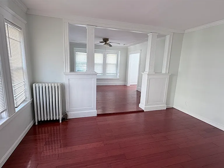 20-22 Edgemere Rd #22 — Photo 8