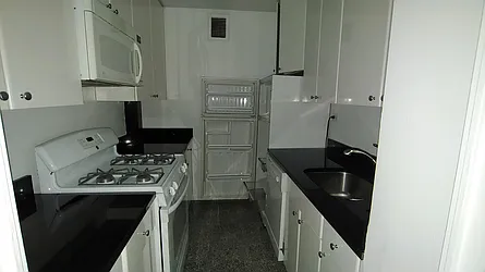 Rented by Weichert Manhattan Midtown