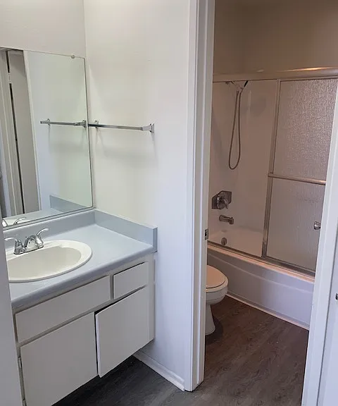 Bellingham Apartments — Photo 9