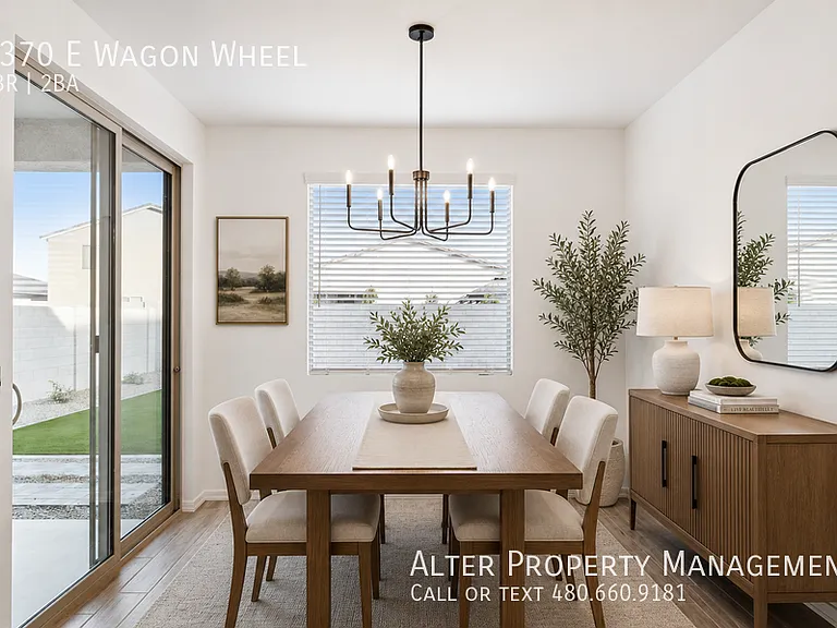 2370 E Wagon Wheel Ln — Photo 4