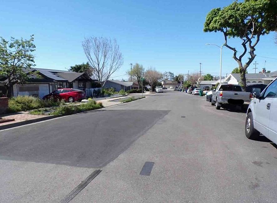 Exterior Neighborhood (street photo)