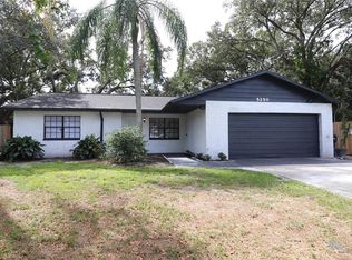 5250 Presidential St, Seffner, FL 33584
