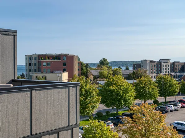 124 Gillis St #7, Traverse City, MI 49684