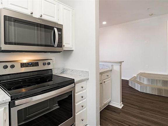 4th image of 3405 Binkley Ave APT C