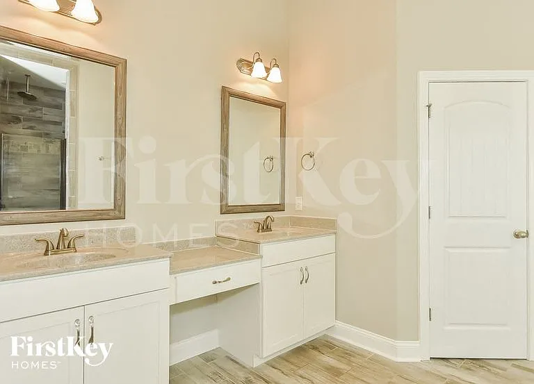 3352 Melissa Ln — Photo 13