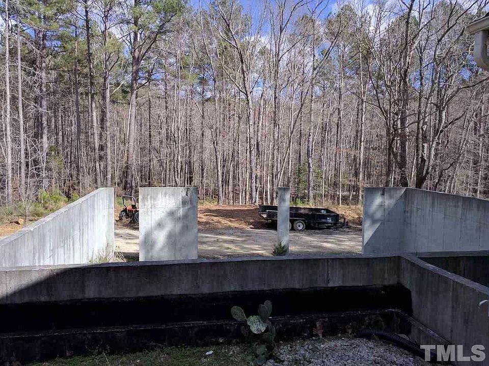 2nd image of 625 Wimberly Rd