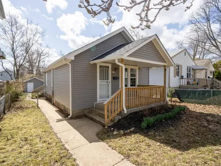 1415 Manchester Ave — Photo 12