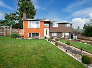 15518 NE 52nd St, Redmond, WA