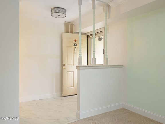 3rd image of 101 Wellington Place #101
