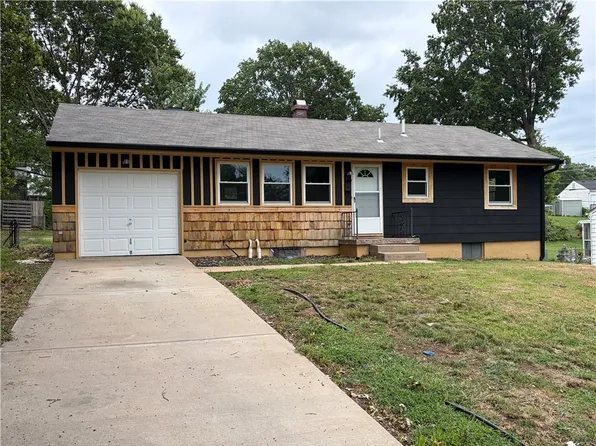 12808 E Bowen St, Independence, MO 64055