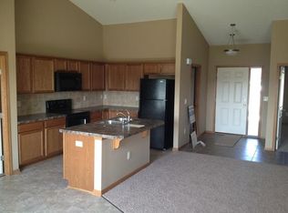 732 N Klein Cir, Derby, KS 67037