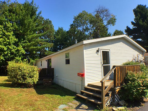 2nd image of 22 Pine Cone Dr