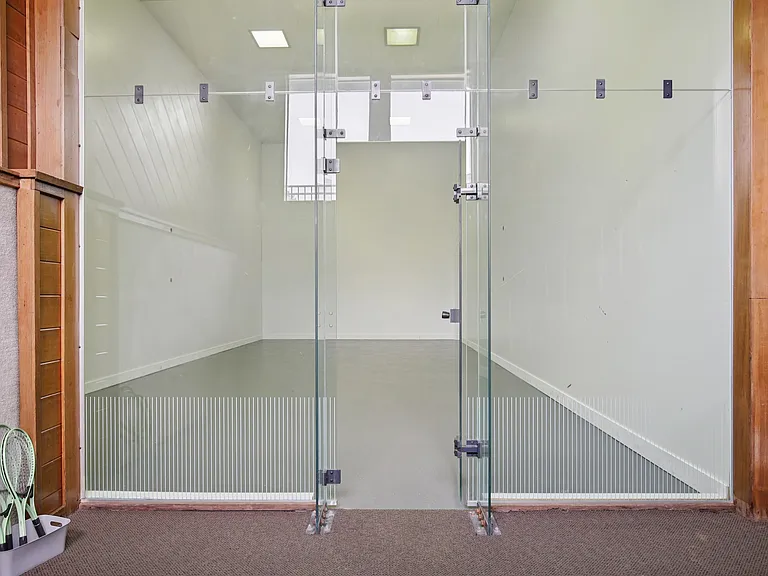 Racquetball court