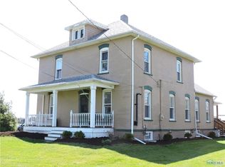 4508 Curtice Rd, Northwood, OH 43619
