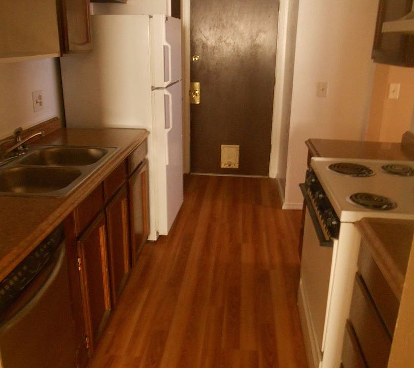 1st image of 507 S Lea Ave APT B