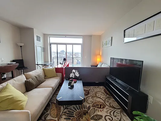 Rented by Bouklis Group | media 4