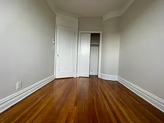 Rented by Hillel Realty Group