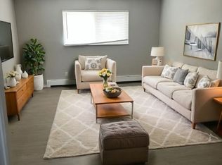 4090 Airport Rd APT 3, Colorado Springs, CO 80910