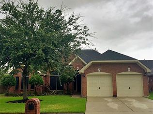 11001 Spruce Dr N, La Porte, TX 77571