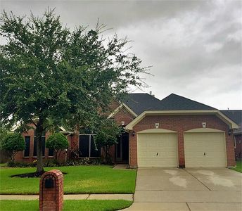 11001 Spruce Dr N, La Porte, TX, 77571