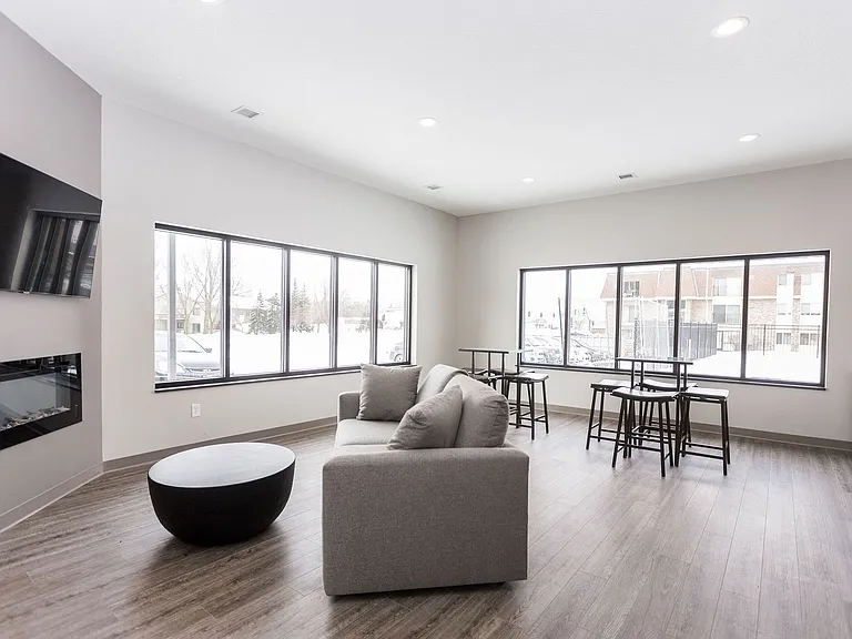 River Ridge Apartments — Photo 64