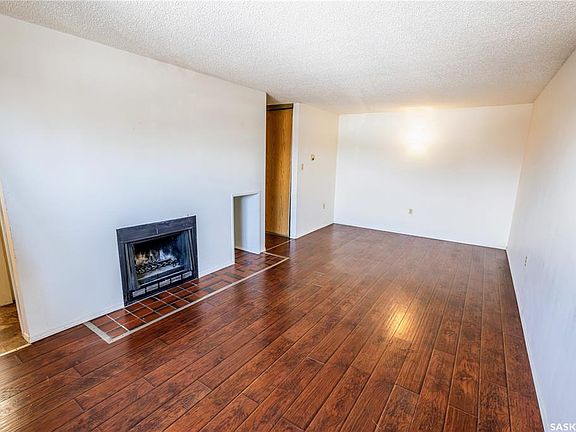 2nd image of UNIT 202-B-1350 Gordon ROAD