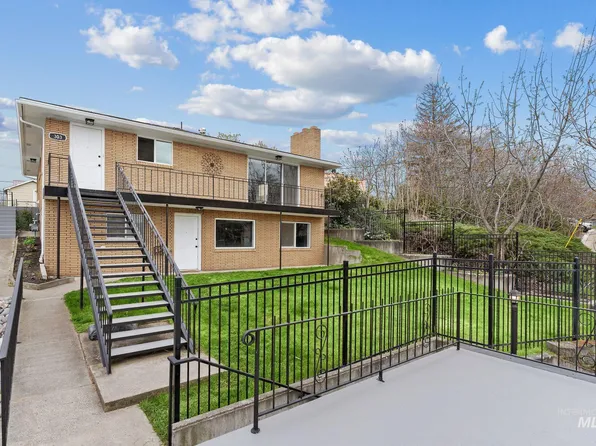 303 Highland Ave, Clarkston, WA 99403