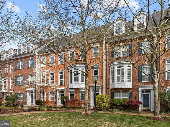 4th image of 130 Martin Ln