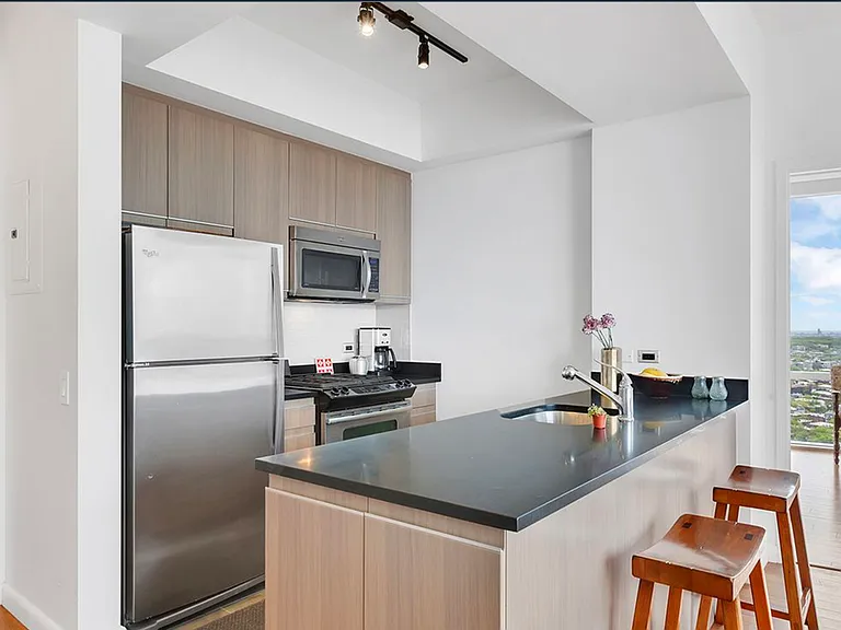 66 Rockwell Pl #41D — Photo 3