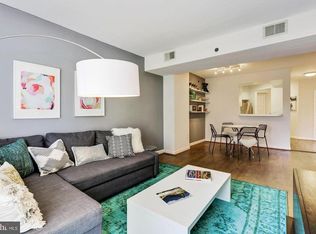 601 Pennsylvania Ave NW APT 211, Washington, DC 20004