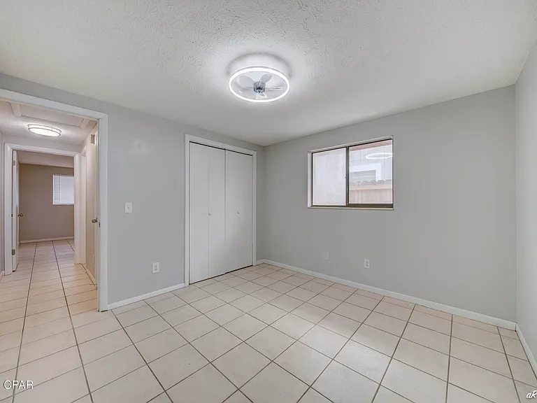 1125 Bradley Cir — Photo 18