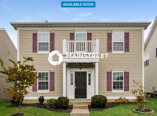 1010 Glengarry Dr, Wentzville, MO 63385