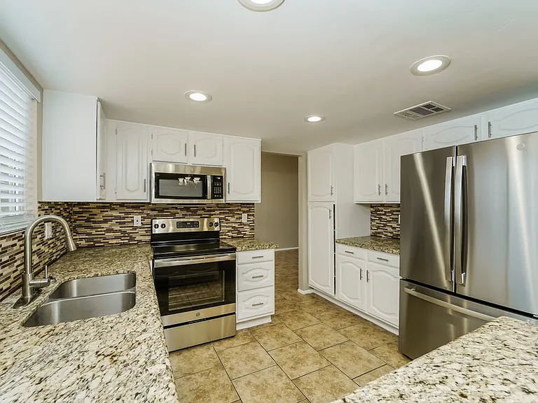 4361 W Bunk House Rd — Photo 8