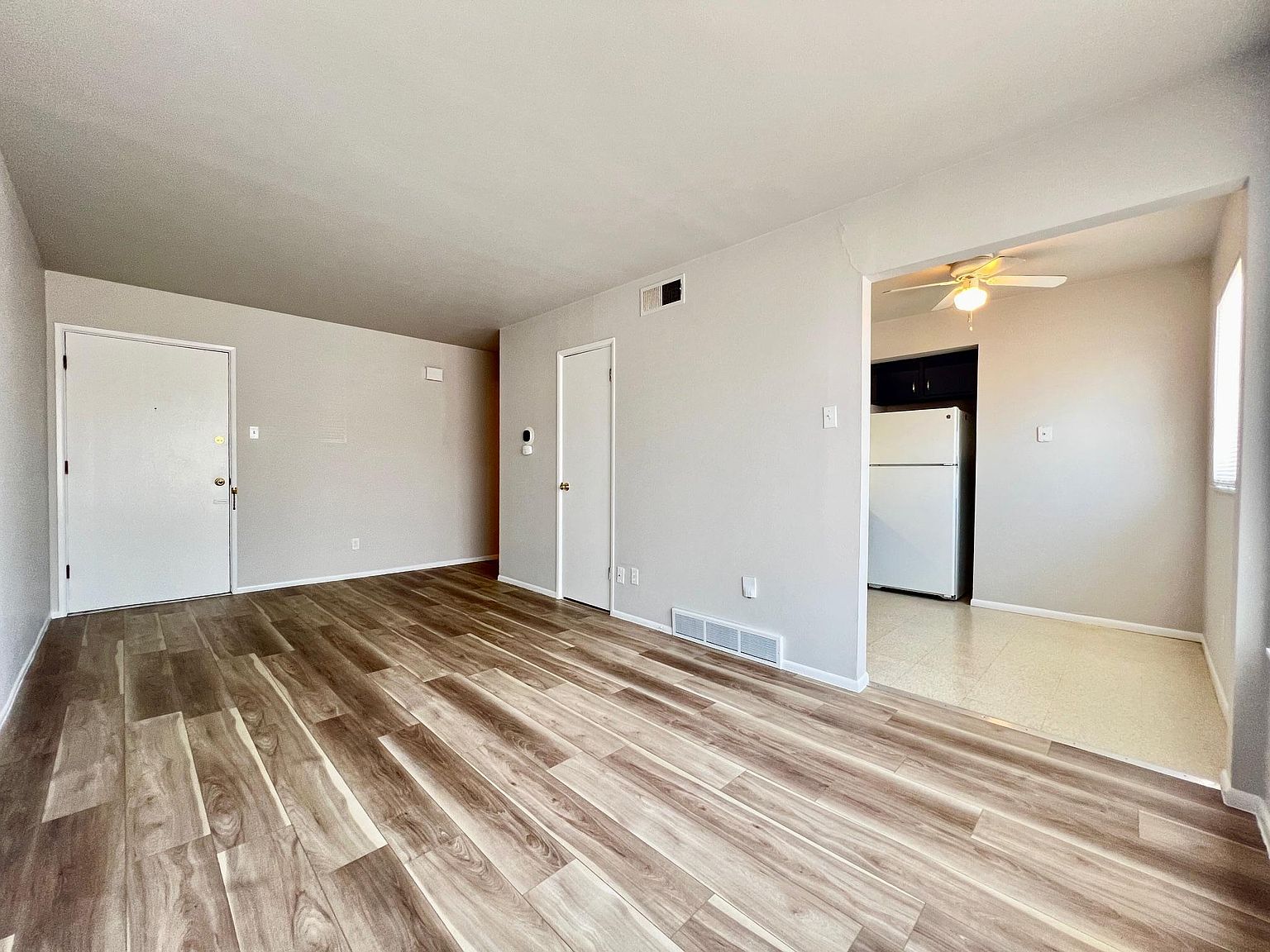 4141 Germania St #2C, Saint Louis, MO 63116 | Zillow