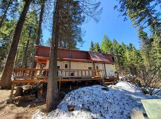 26 Cougar Dr, Cascade, ID 83611