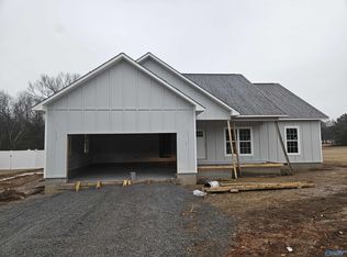 5989 County Road 33, Hollywood, AL 35752