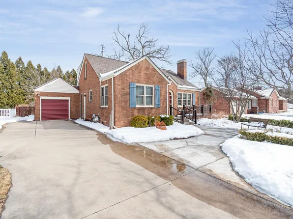 112 W Nelson St, Midland, MI 48640