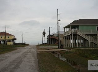 847 O'Neil Rd, Crystal Beach, TX 77650