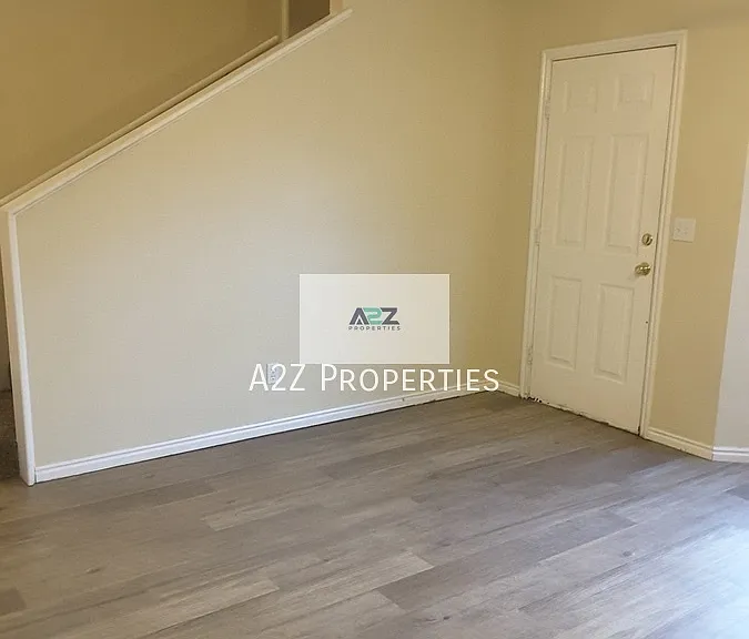 1727 N 950 W — Photo 11