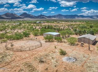 2251 N Sands Ranch Rd, Huachuca City, AZ 85616