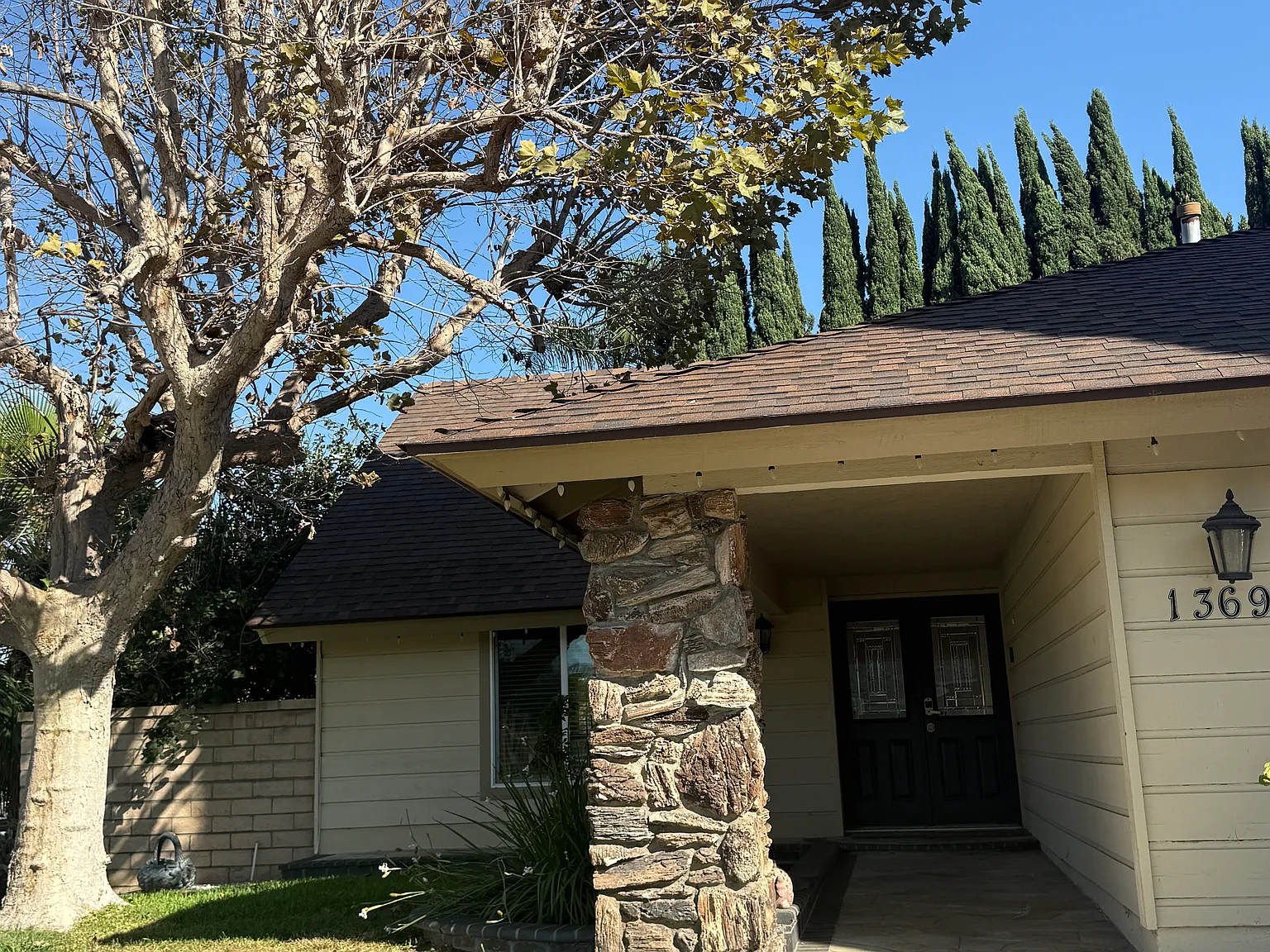 4 bed, 2150 sqft, $5,500 — Photo 3