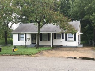 1954 Davis Cir, Memphis, TN 38128